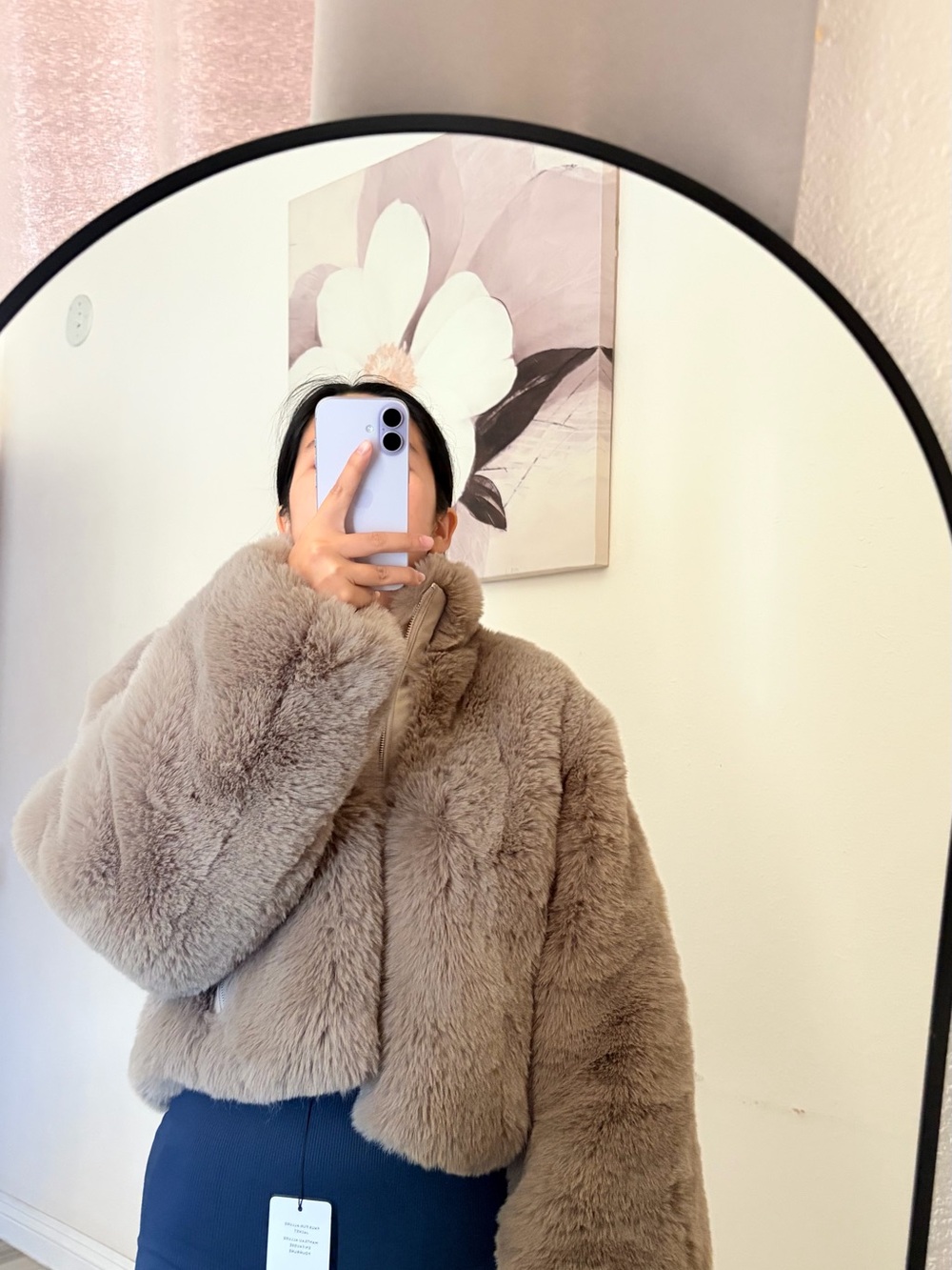 ALO Yoga Faux Fur Jacket - Picture 6 of 8